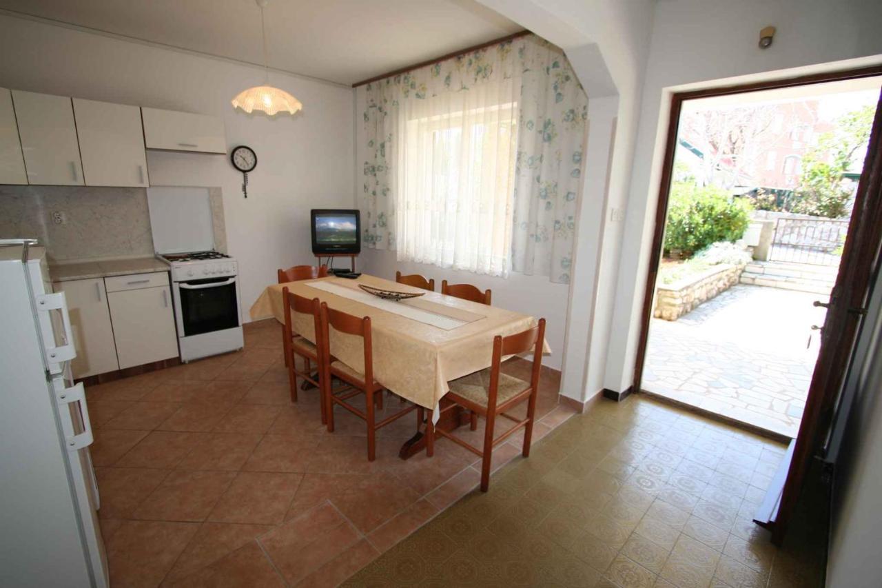 Apartment In Silo/Insel Krk 14533 Exterior photo