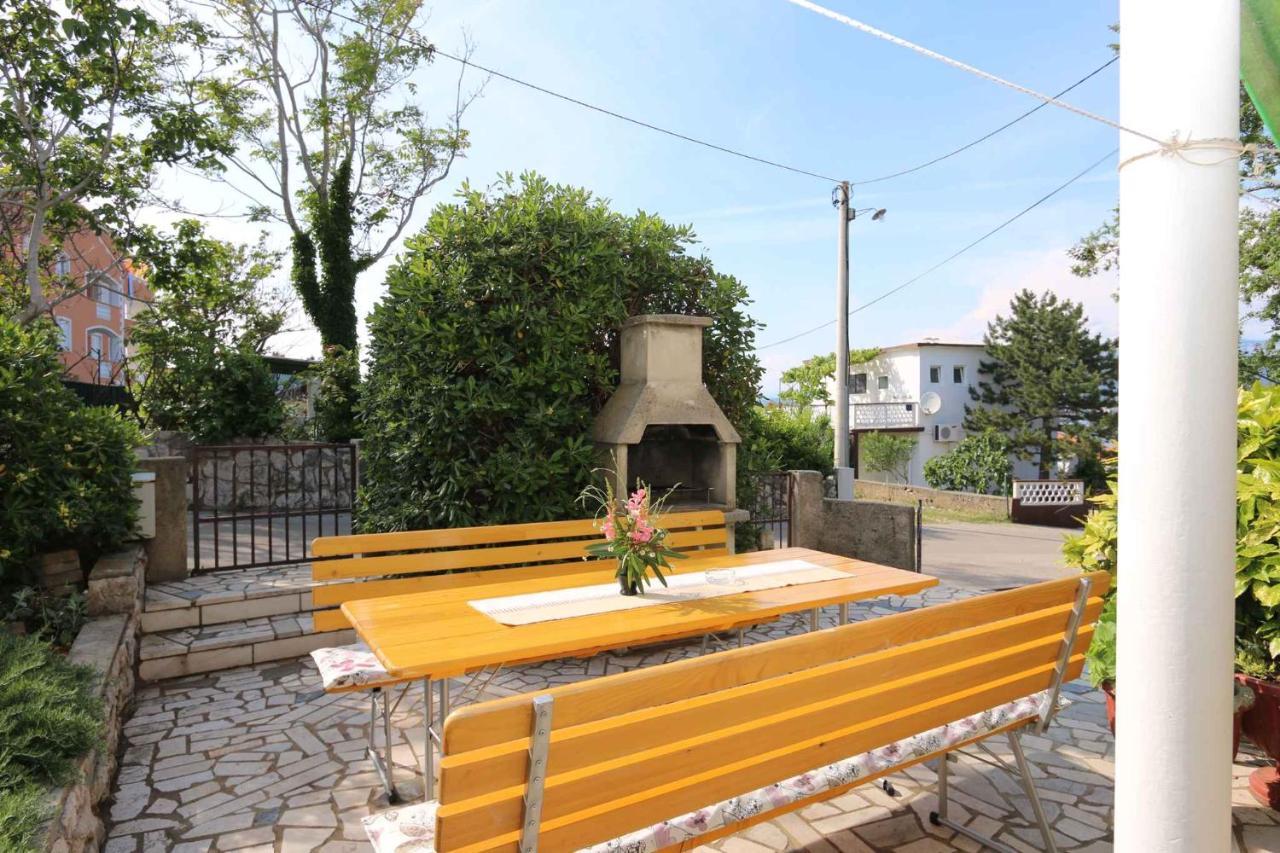 Apartment In Silo/Insel Krk 14533 Exterior photo